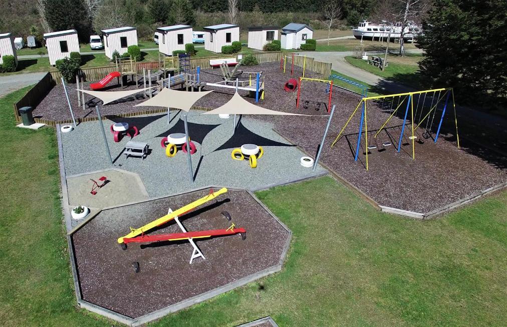 Marakura Deluxe Motel Te Anau Exterior foto