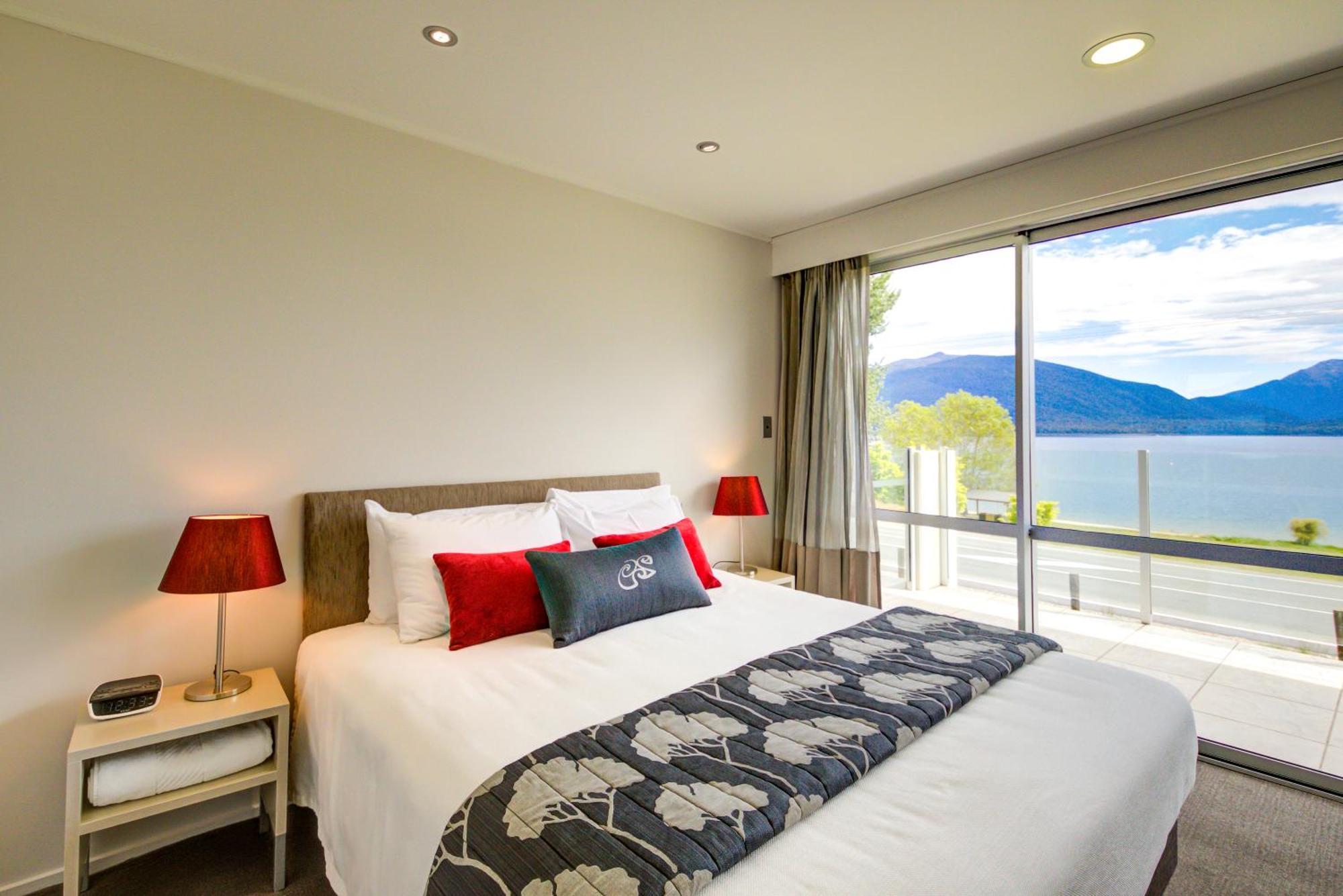 Marakura Deluxe Motel Te Anau Exterior foto
