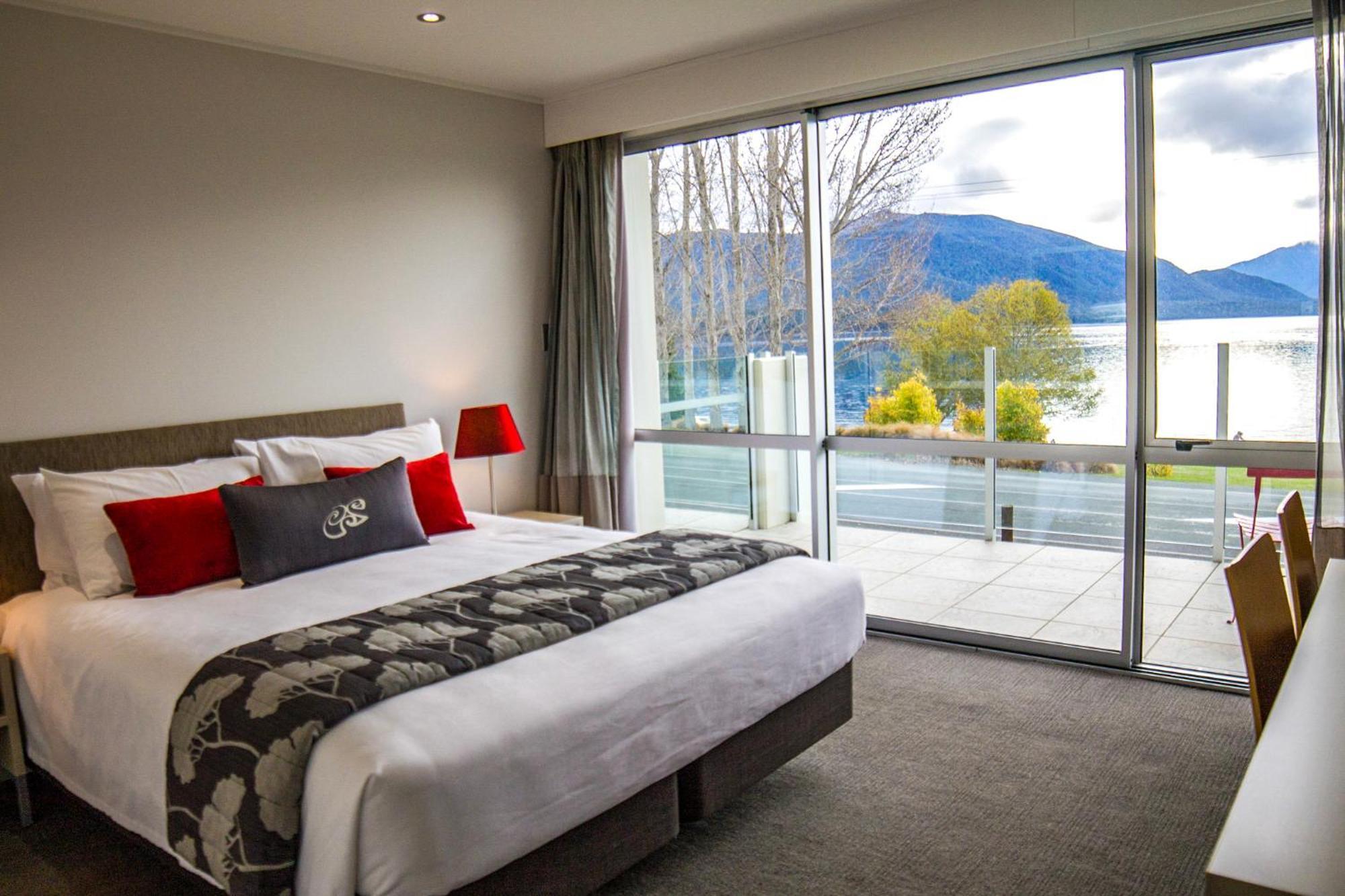 Marakura Deluxe Motel Te Anau Exterior foto