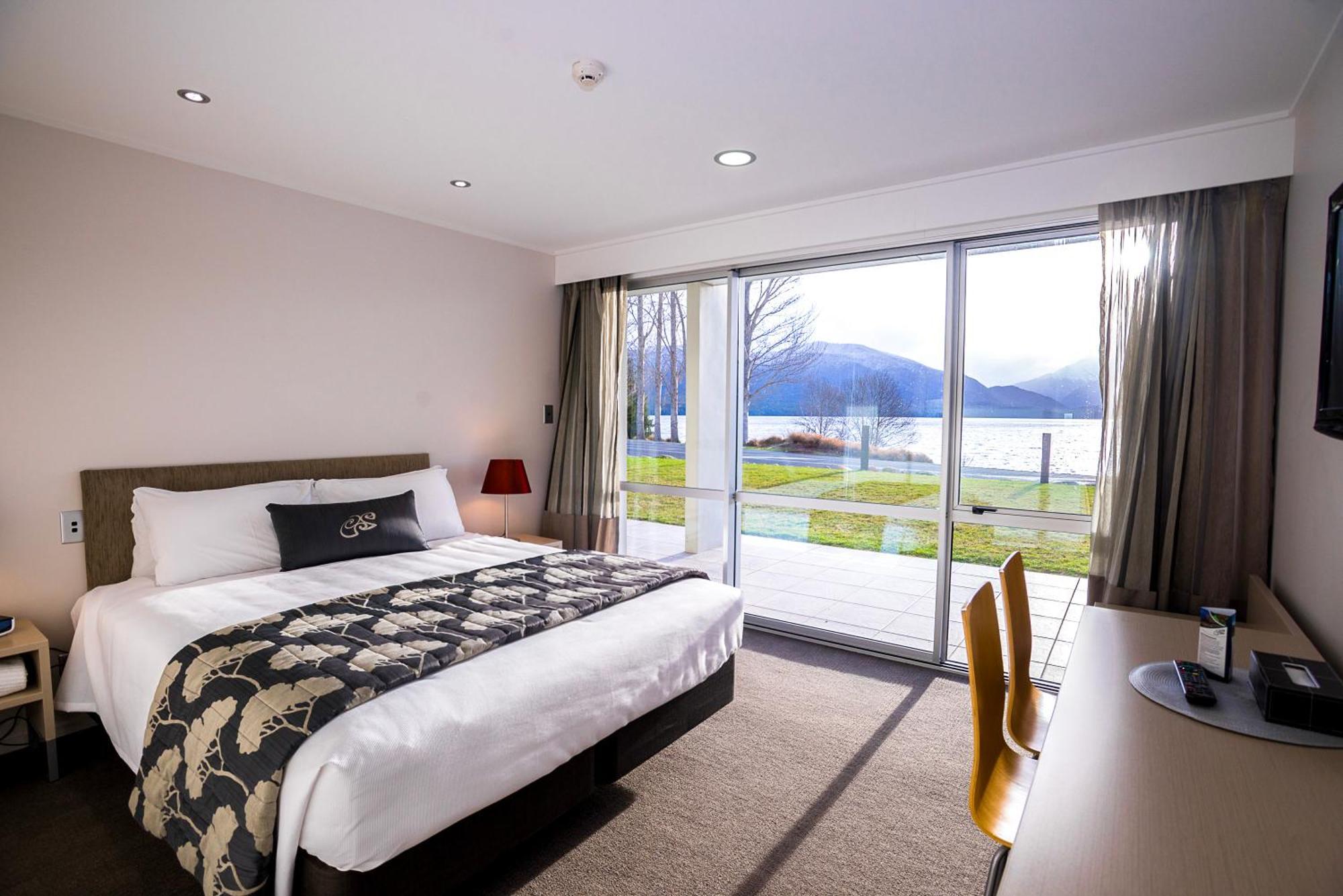 Marakura Deluxe Motel Te Anau Exterior foto
