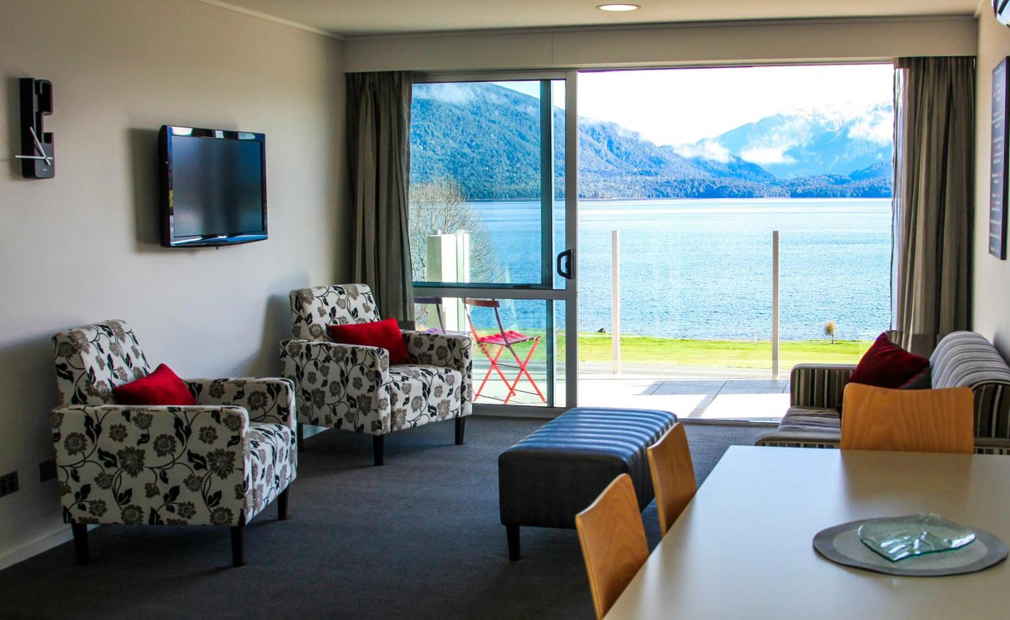 Marakura Deluxe Motel Te Anau Exterior foto