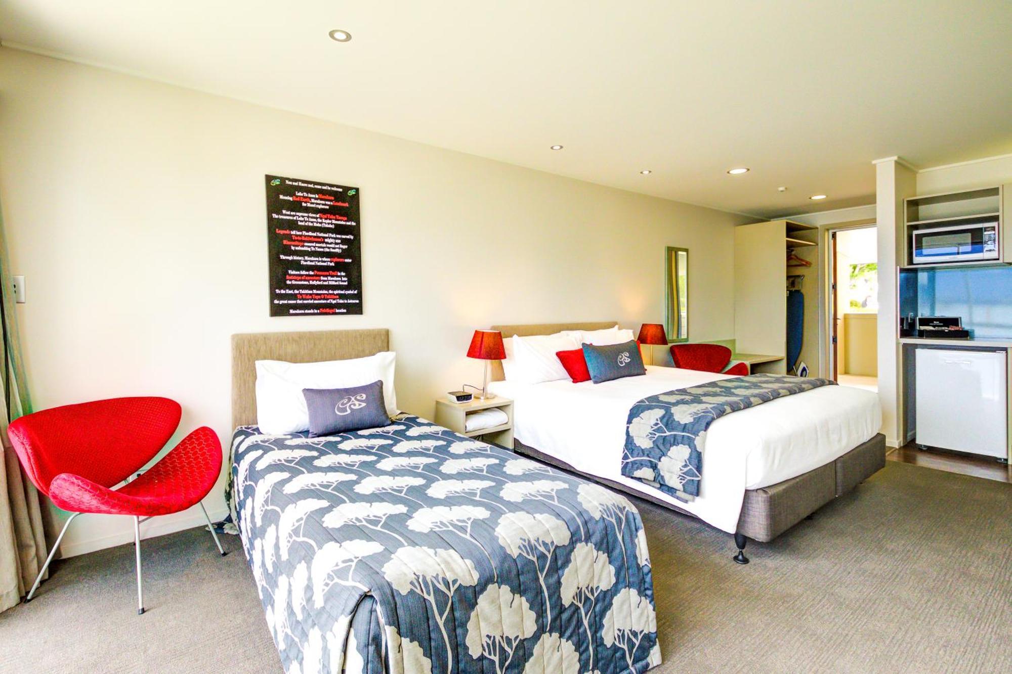 Marakura Deluxe Motel Te Anau Exterior foto