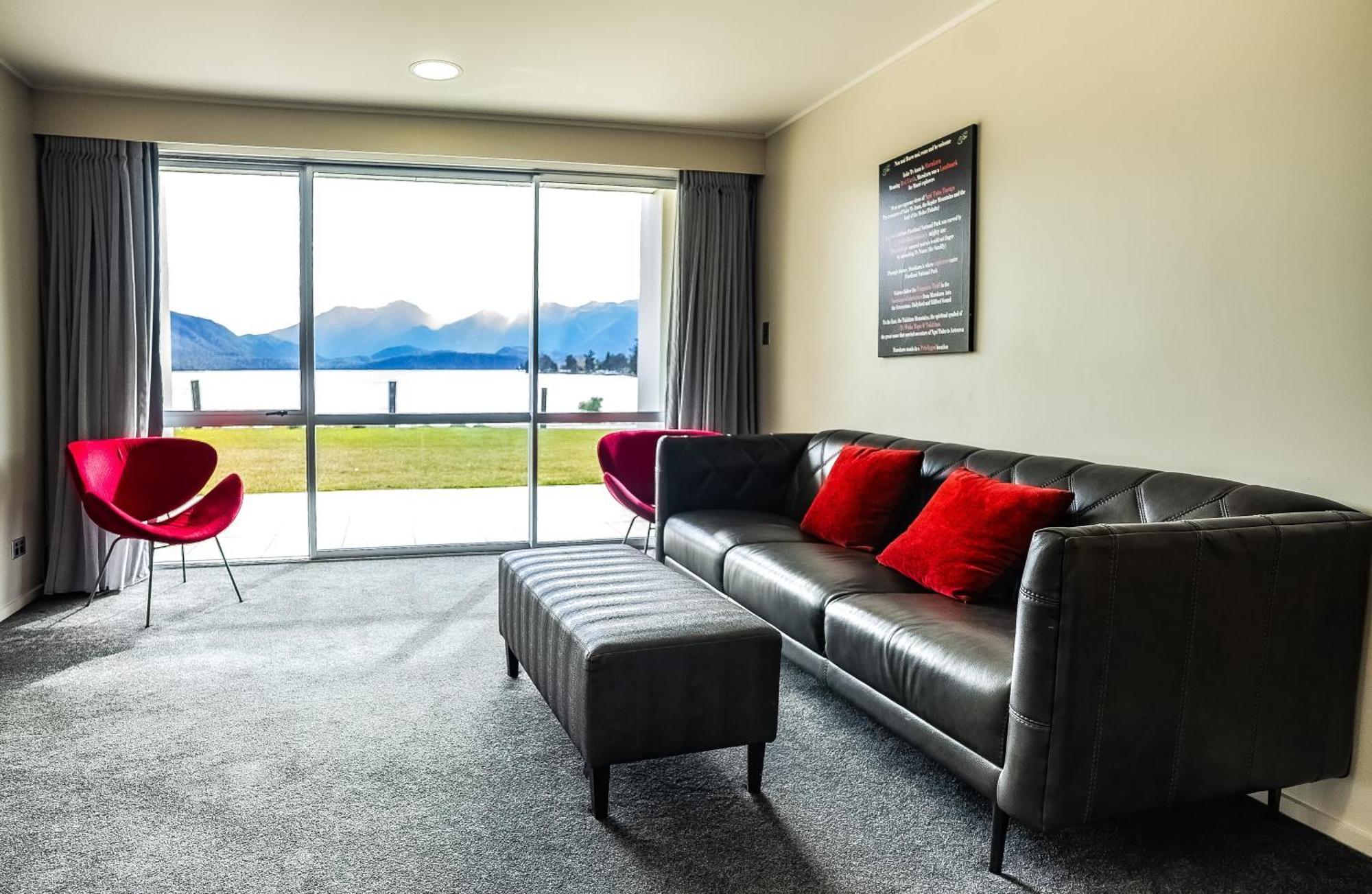 Marakura Deluxe Motel Te Anau Exterior foto