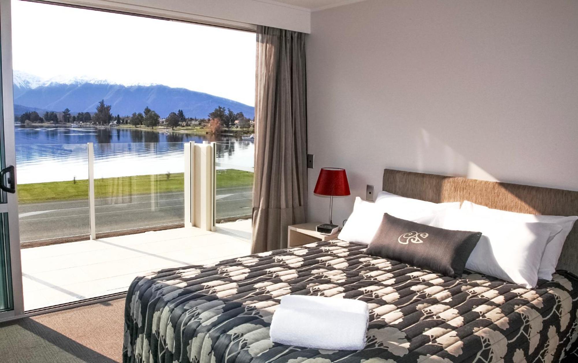 Marakura Deluxe Motel Te Anau Exterior foto